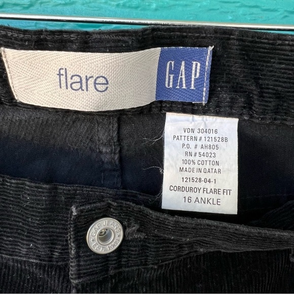 GAP CORDUROY FLARE PANTS BLACK SIZE 16 ANKLE EUC - Picture 5 of 7